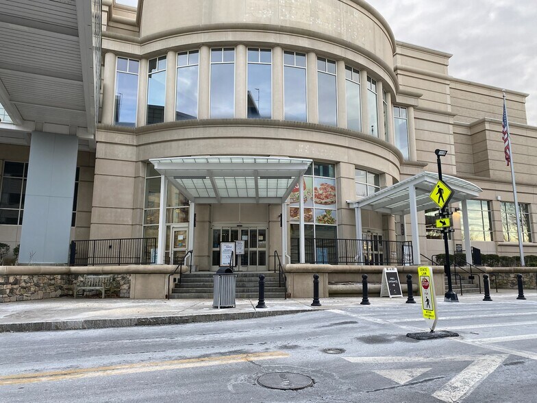 1245 Worcester St, Natick, MA à louer - Photo du bâtiment - Image 3 de 71