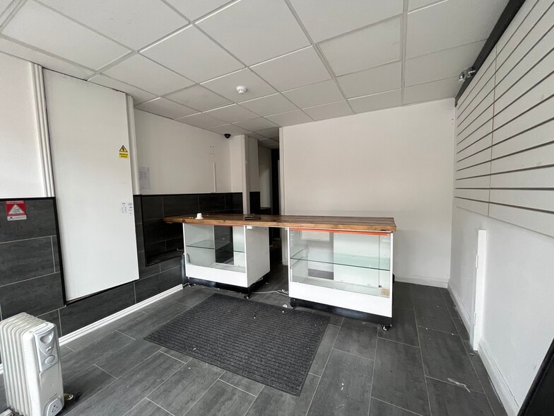 Albany Road, Cardiff for lease - Building Photo - Image 2 of 7