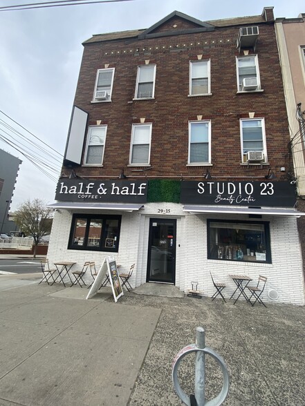 29-15 Astoria Blvd, Astoria, NY for sale - Building Photo - Image 3 of 22