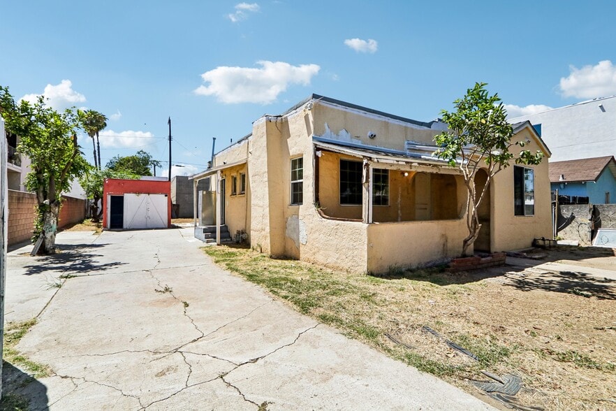 7315 Woodley Ave, Van Nuys, CA for sale - Building Photo - Image 2 of 22