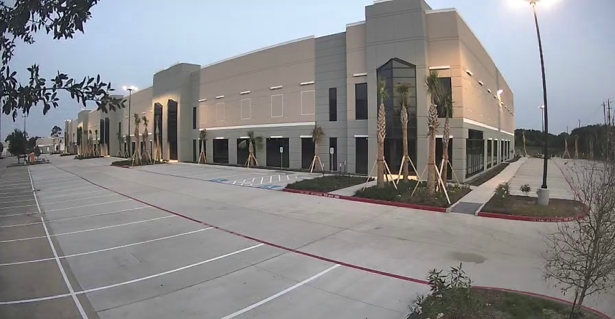 9220 Kirby Dr, Houston, TX for lease Building Photo- Image 1 of 2