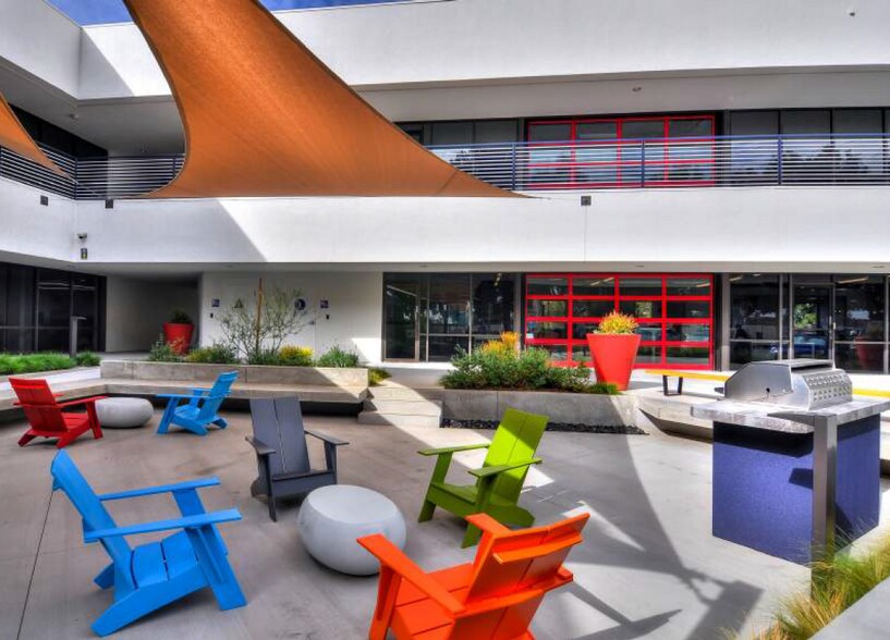 17922 Fitch, Irvine, CA à louer - Photo du bâtiment - Image 2 de 5