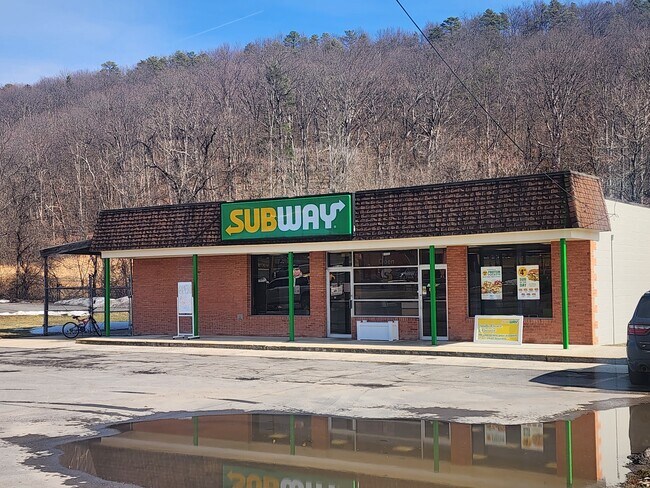 More details for 16018 McMullen Hwy SW, Cresaptown, MD - Retail for Sale