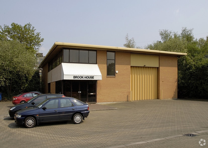 Downmill Rd, Bracknell for lease - Building Photo - Image 2 of 3