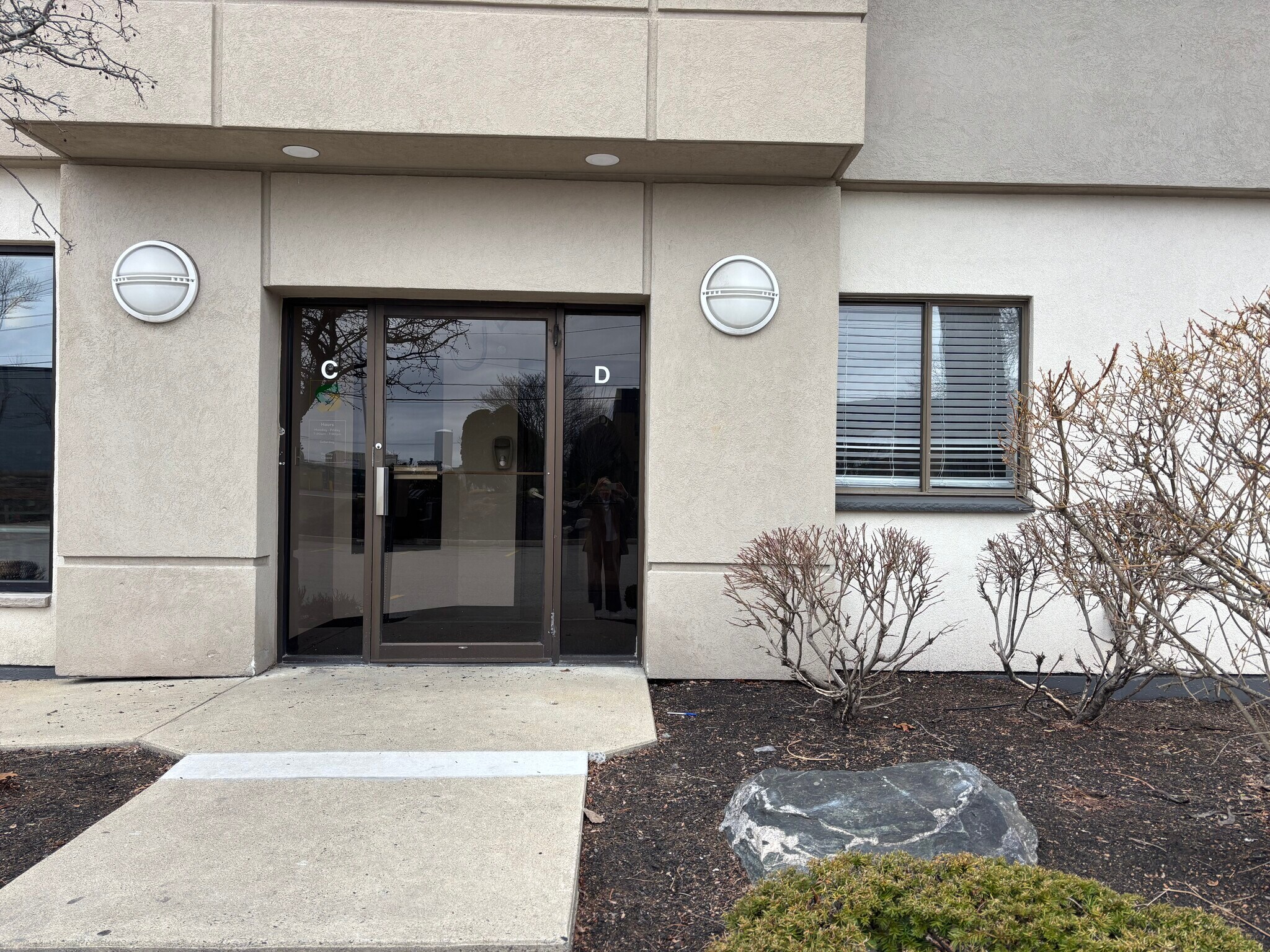150 New Boston St, Woburn, MA for lease Building Photo- Image 1 of 11