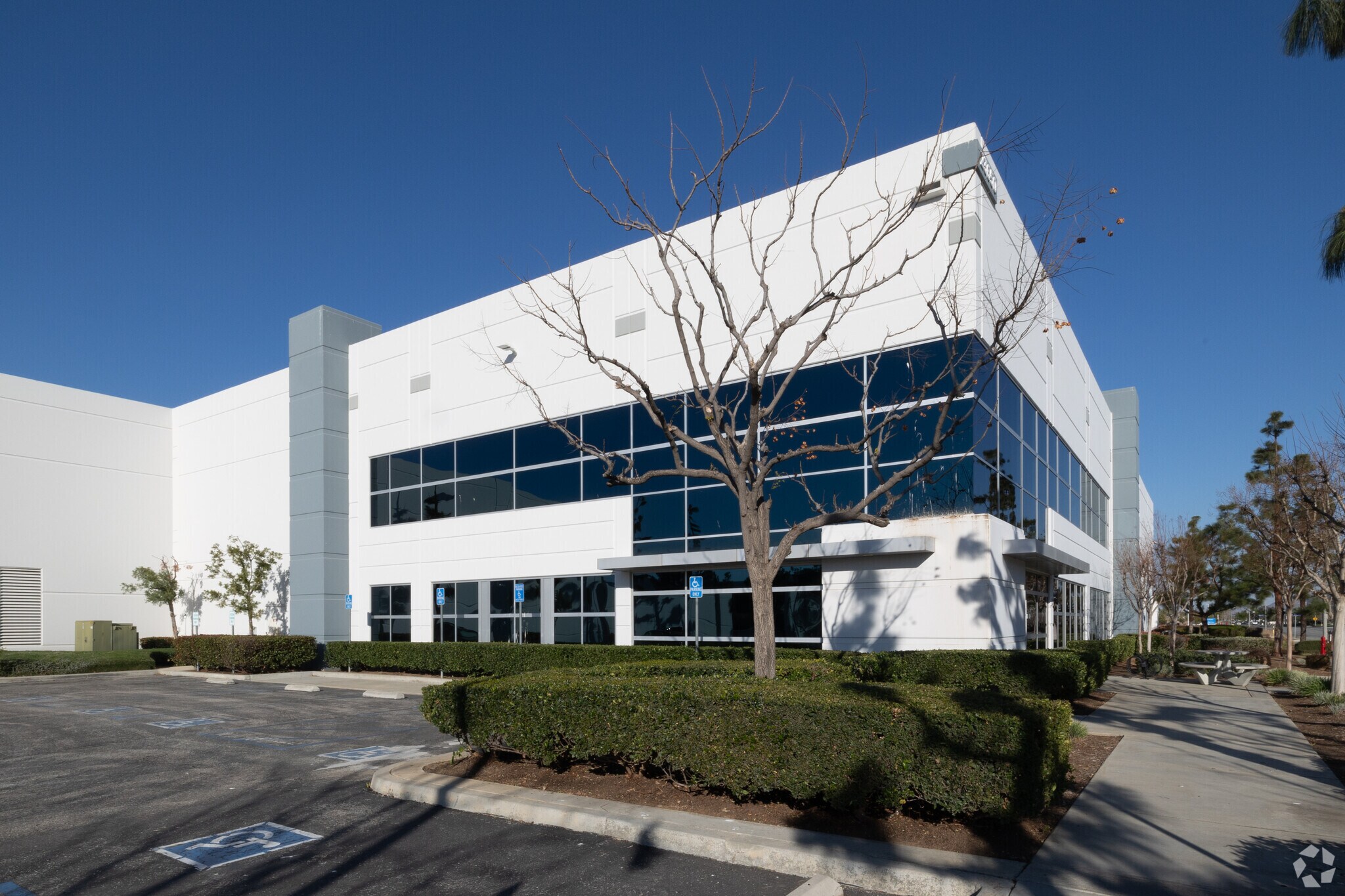 23650 Brodiaea Ave, Moreno Valley, CA for lease Primary Photo- Image 1 of 6