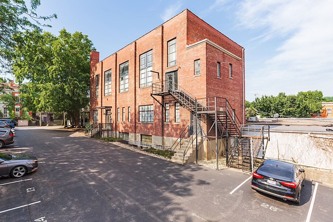 118 W 5th St, Covington, KY for lease Primary Photo- Image 1 of 13