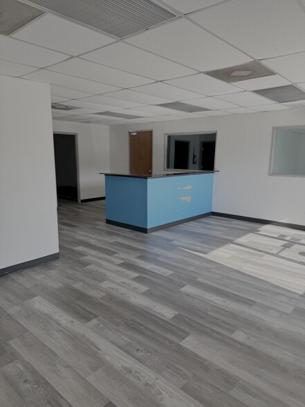 2933 Alta Mere Dr, Fort Worth, TX à louer - Photo du bâtiment - Image 3 de 3