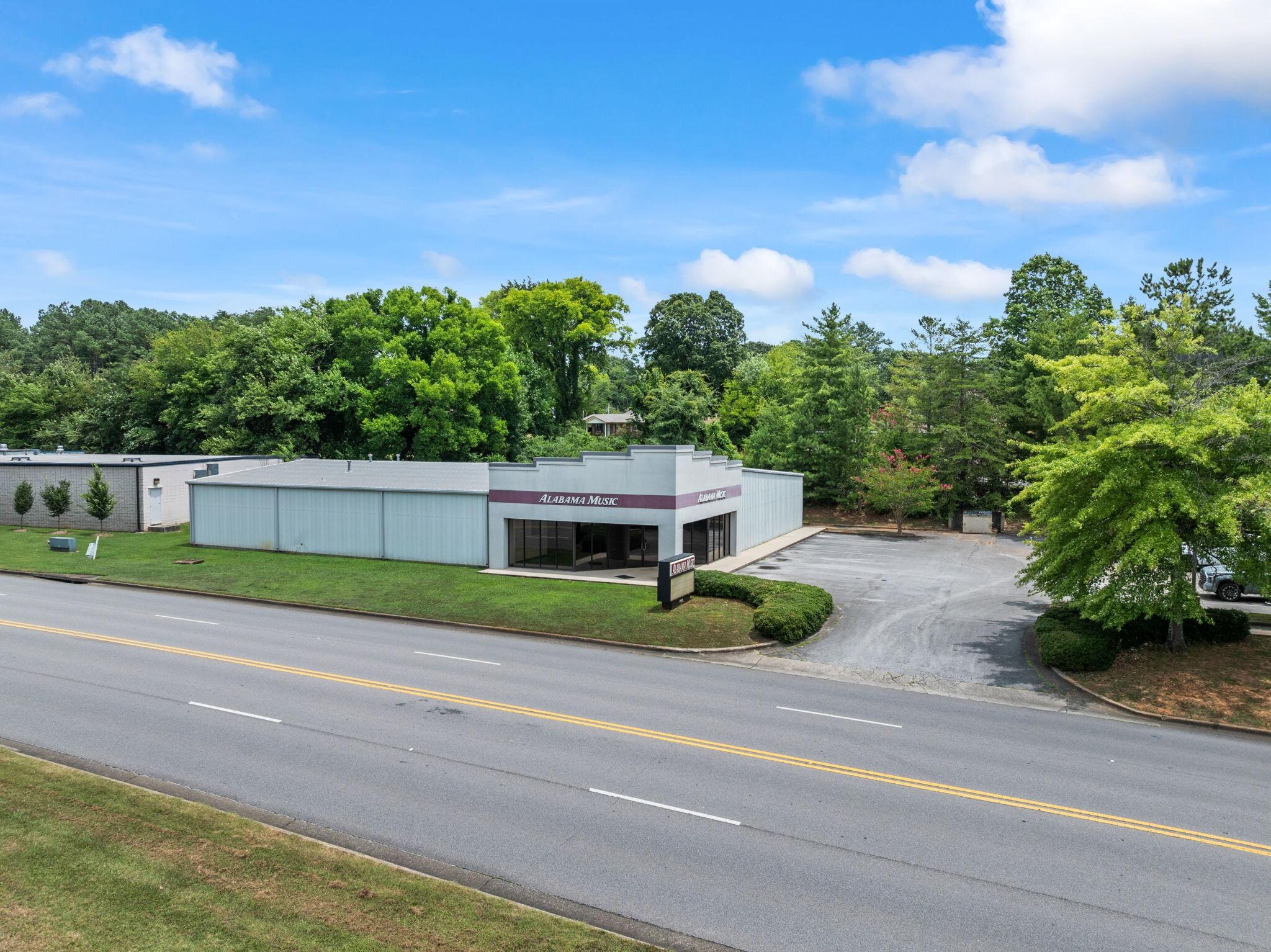 2450 Mall Rd, Florence, AL for sale Primary Photo- Image 1 of 7