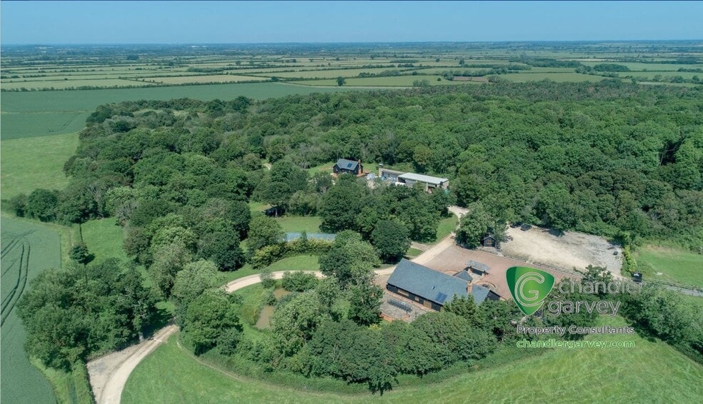 Kingswood Ln, Aylesbury for lease - Building Photo - Image 2 of 44