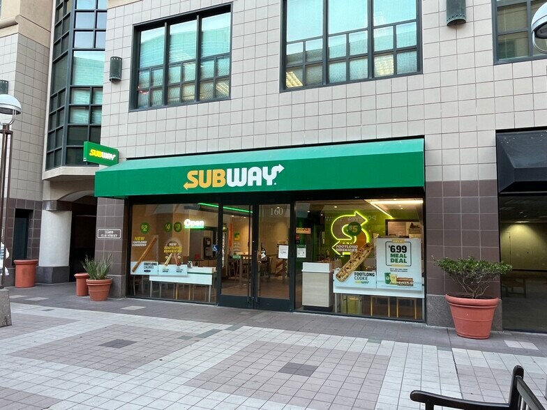 499 14th St, Oakland, CA à louer - Photo du bâtiment - Image 3 de 39