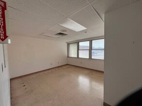 8300 Dow Cir, Strongsville, OH for lease Building Photo- Image 2 of 4