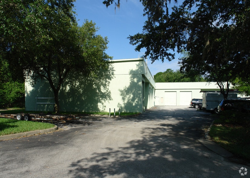 831 Railroad St, Port Orange, FL for lease - Building Photo - Image 2 of 13