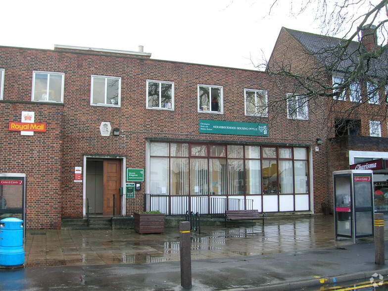 14-16 Elm Rd, Chessington for lease - Building Photo - Image 3 of 4