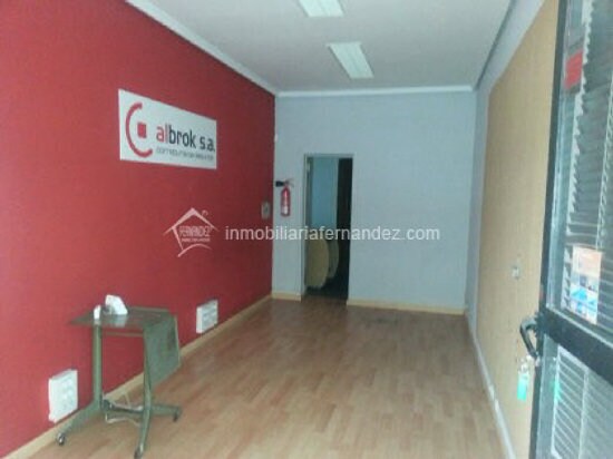 Commerce de détail dans Cáceres, Cáceres à vendre Photo principale- Image 1 de 4