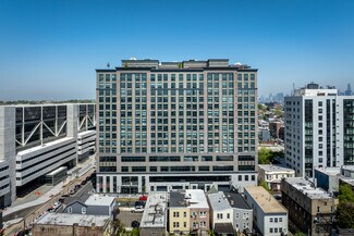 Plus de détails pour 32 Oakland Ave, Jersey City, NJ - Bureau/Commerce de détail à louer
