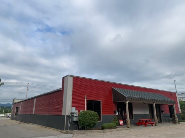 190 S Main St, Rutland, VT à louer - Photo du bâtiment - Image 1 de 13