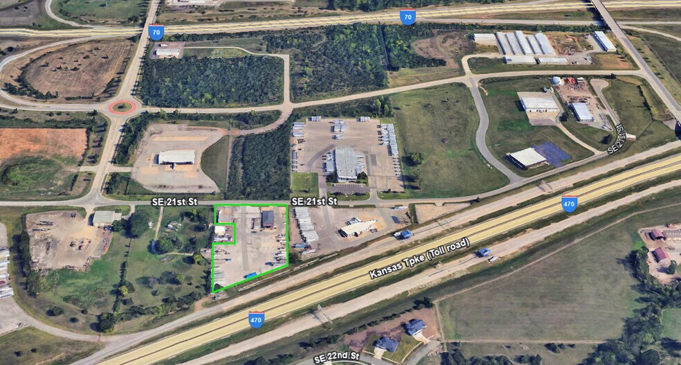 3505 SE 21st St, Topeka, KS à louer - Photo du bâtiment - Image 1 de 2