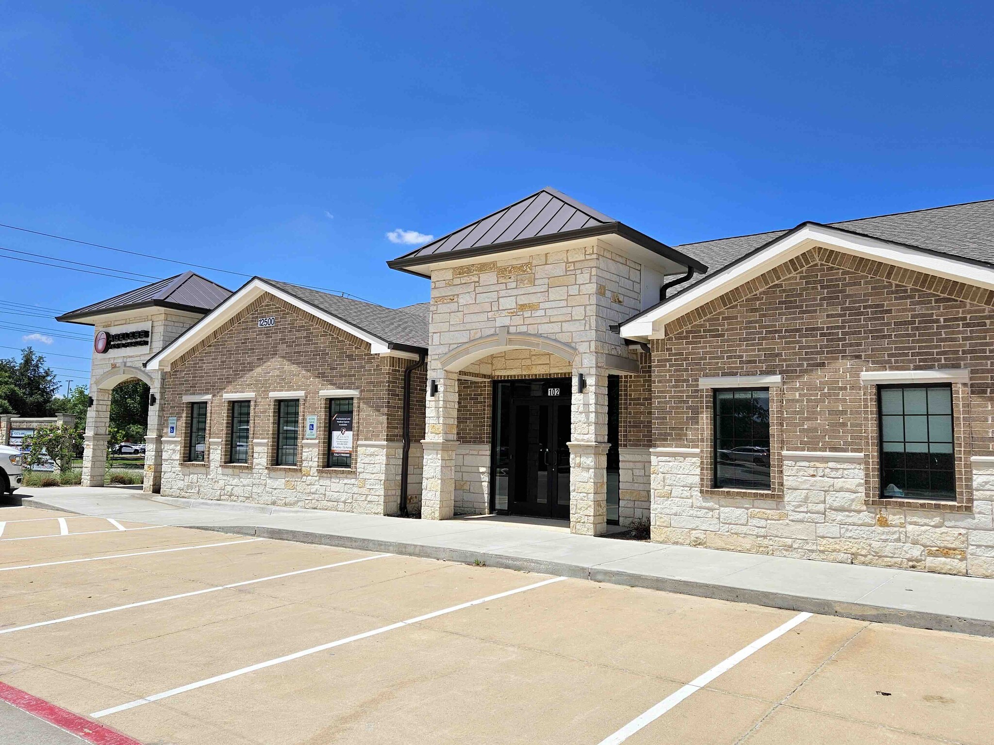 12500 Lebanon Rd, Frisco, TX for lease Primary Photo- Image 1 of 2