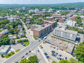 Plus de détails pour 50 King St E, Hamilton, ON - Vente au détail à louer