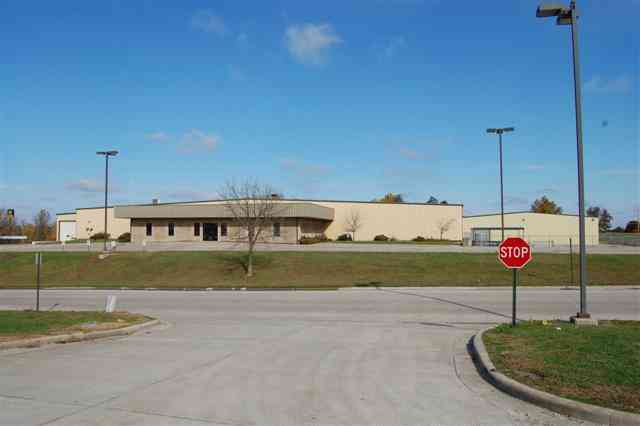 1 Municipal Dr, Carrollton, MO à louer - Photo du bâtiment - Image 1 de 10