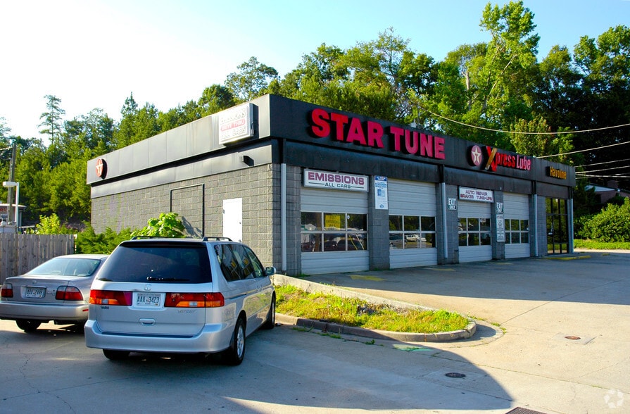 598 Powder Springs St SE, Marietta, GA for sale - Building Photo - Image 2 of 8