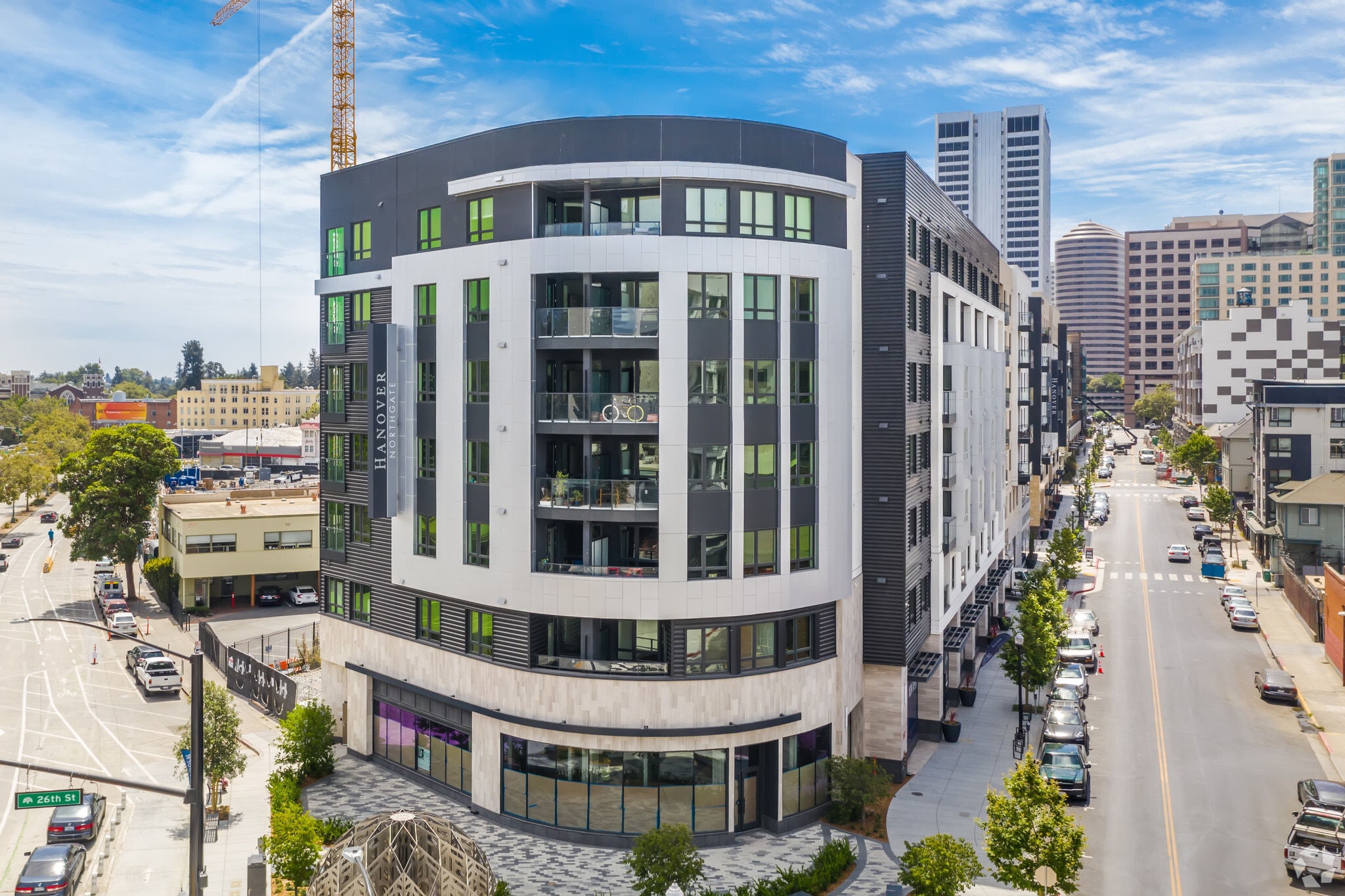 2450 Valdez St, Oakland, CA à louer Photo principale- Image 1 de 46