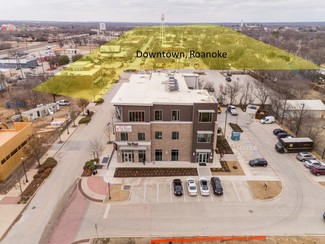 Plus de détails pour 310 S Oak St, Roanoke, TX - Vente au détail à louer