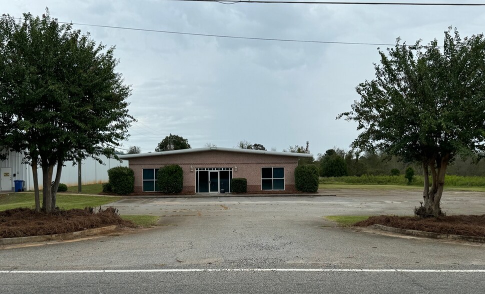 103 Industrial Park Dr, Perry, GA à louer - Photo du bâtiment - Image 3 de 26