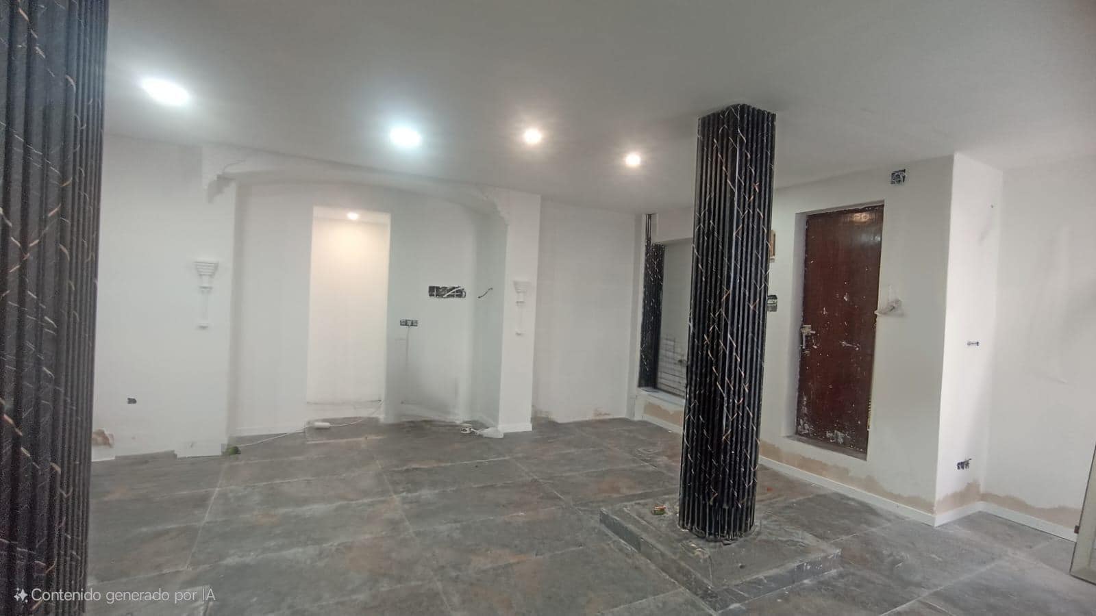 Retail in Alicante, Alicante for lease Interior Photo- Image 1 of 7