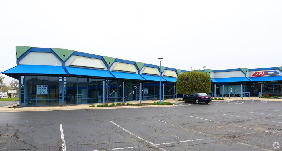 2400-2432 Landmeier Rd, Elk Grove Village, IL à louer - Photo du bâtiment - Image 2 de 5