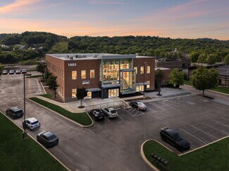 Plus de détails pour 1005 Flagpole Ct, Brentwood, TN - Flex à vendre