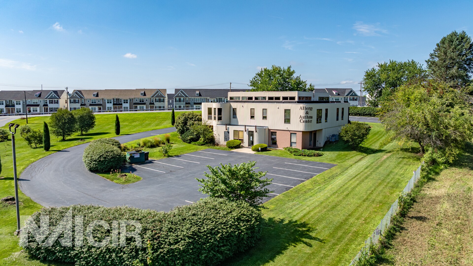 2445 Marietta Ave, Lancaster, PA à vendre Photo du bâtiment- Image 1 de 8