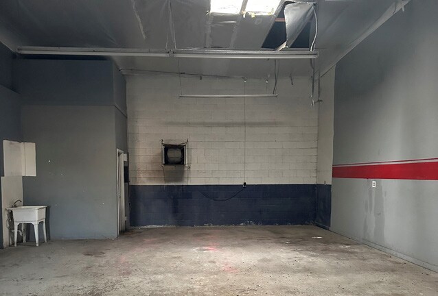 21831-21837 N 27th Ave, Phoenix, AZ à louer - Photo intérieure - Image 3 de 3