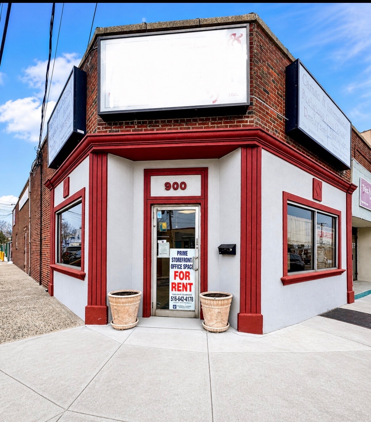 900 Hempstead Tpke, Franklin Square, NY for lease Building Photo- Image 1 of 7