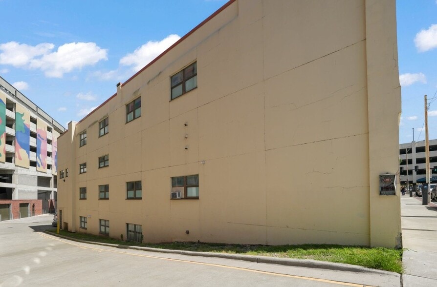 216 & 218 Rigsbee Ave, Durham, NC à vendre - Photo du bâtiment - Image 3 de 17