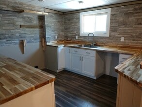 358 Dixon St, Lexington, NC à louer Photo intérieure- Image 2 de 11