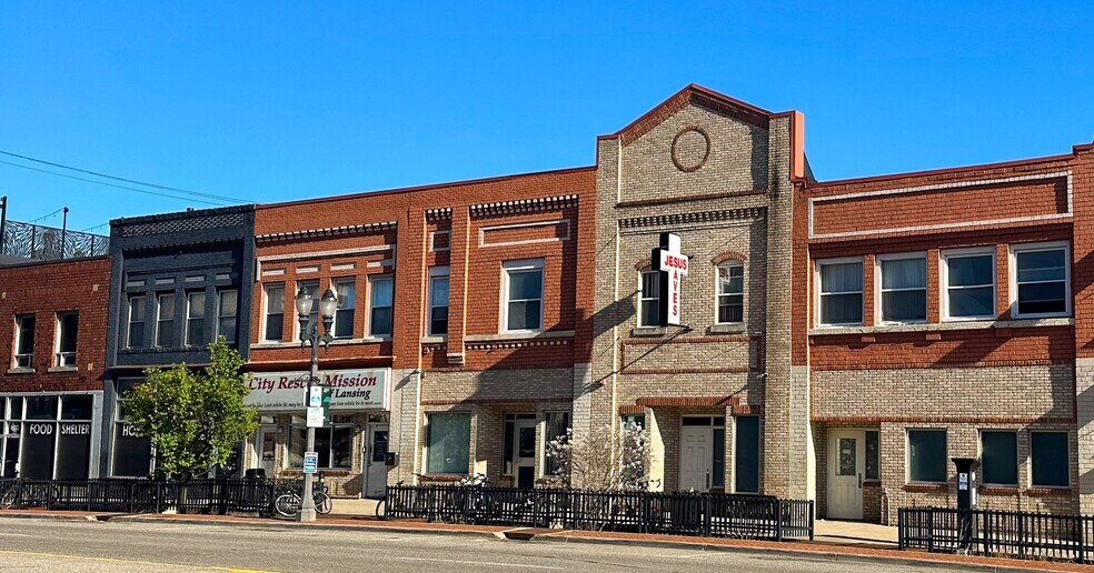 603 E Michigan Ave, Lansing, MI à louer - Photo du bâtiment - Image 2 de 5