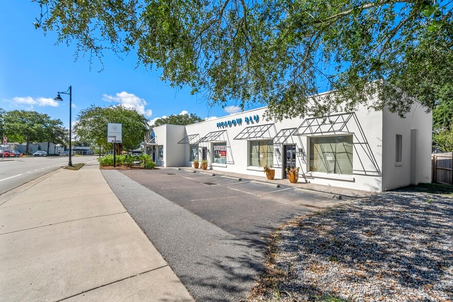 404 Coleman Blvd, Mount Pleasant, SC for lease - Building Photo - Image 1 of 4