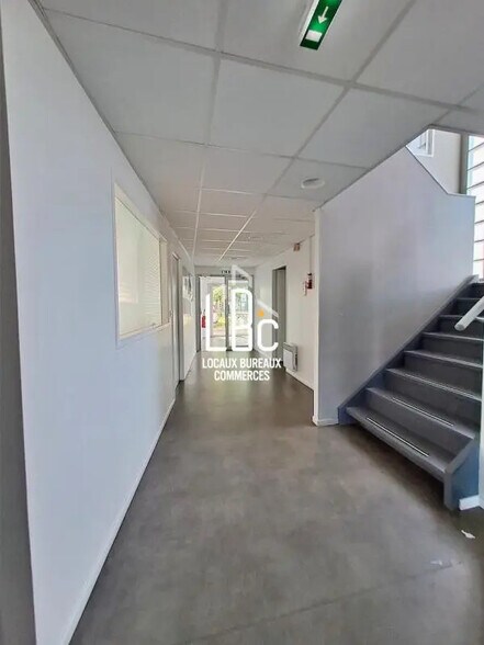 1 Rue Clément Ader, Bouguenais à louer - Photo du bâtiment - Image 3 de 8