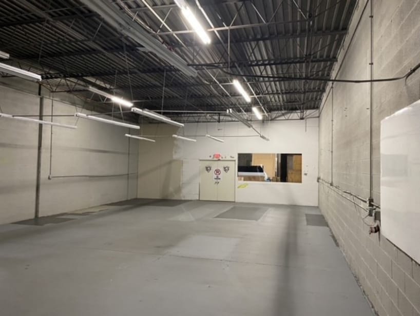 1523-1529 Burgundy Dr, Streamwood, IL for lease Interior Photo- Image 1 of 5