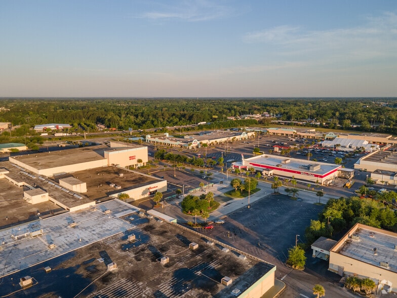 5002 Norwood Ave, Jacksonville, FL for lease - Building Photo - Image 3 of 4