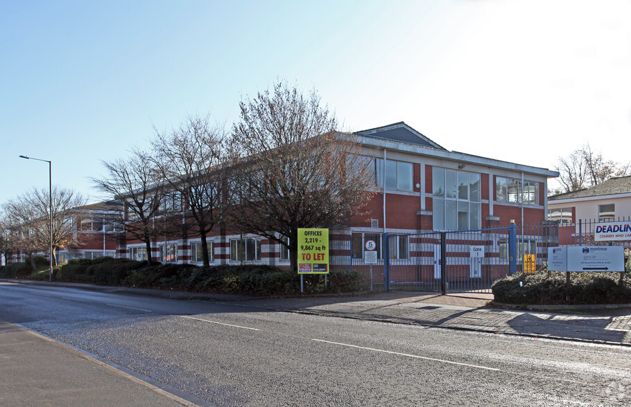 Lancaster Rd, High Wycombe à vendre - Photo principale - Image 1 de 1