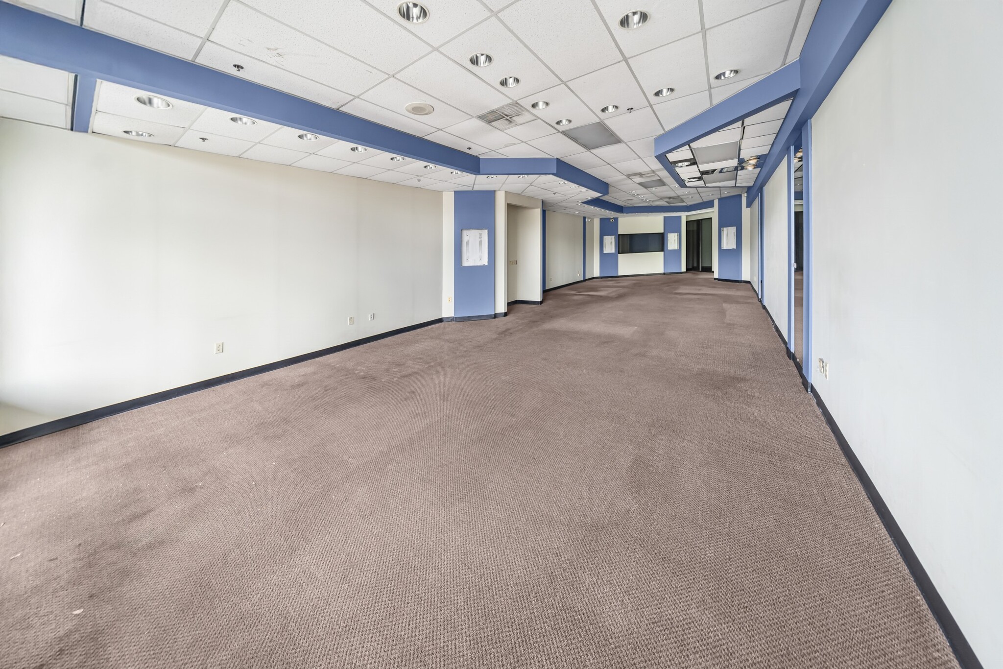 1403-1493 E Franklin Blvd, Gastonia, NC for lease Interior Photo- Image 1 of 11