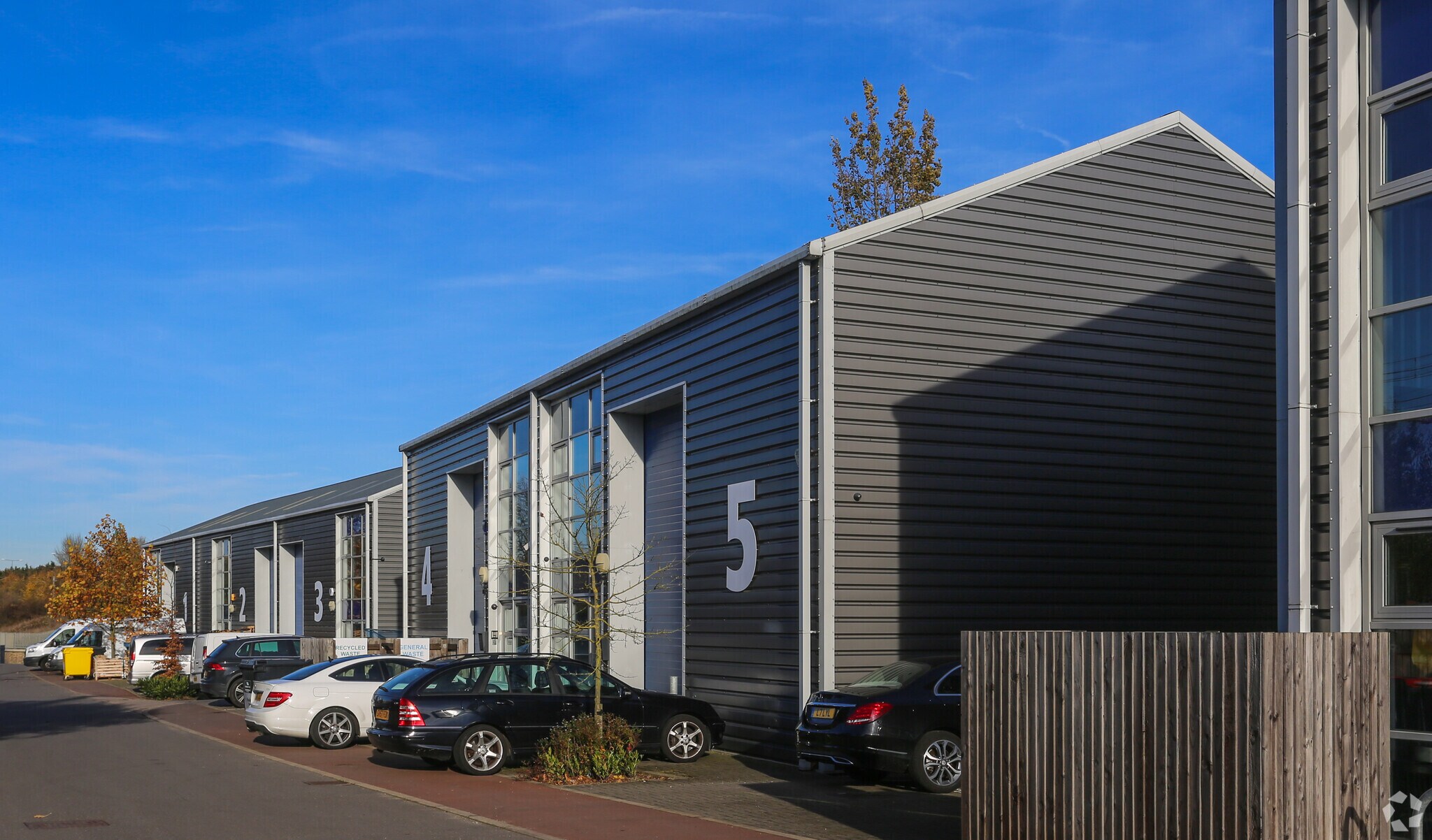 Propeller Way, London for lease Primary Photo- Image 1 of 12