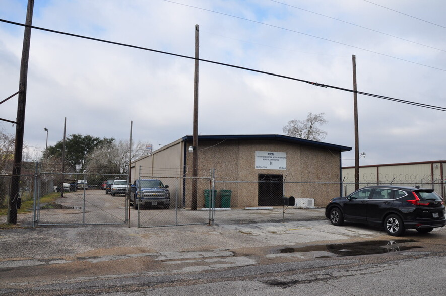 216 Byrd St, La Marque, TX for sale - Building Photo - Image 1 of 1