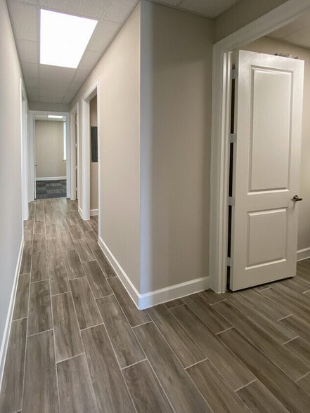 625 Regal Row, Montgomery, TX à vendre - Photo intérieure - Image 3 de 4