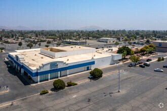 827-847 W Henderson Ave, Porterville, CA - aerial  map view