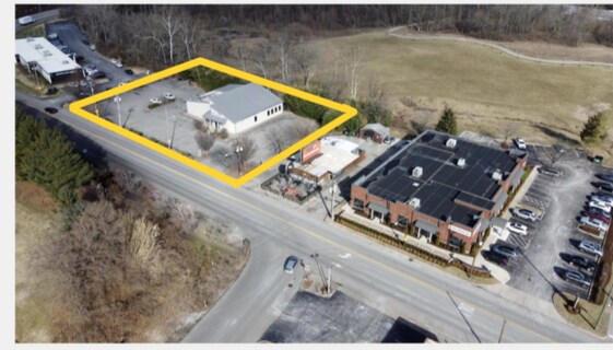 2269 Lexington Rd, Louisville, KY for lease Primary Photo- Image 1 of 14