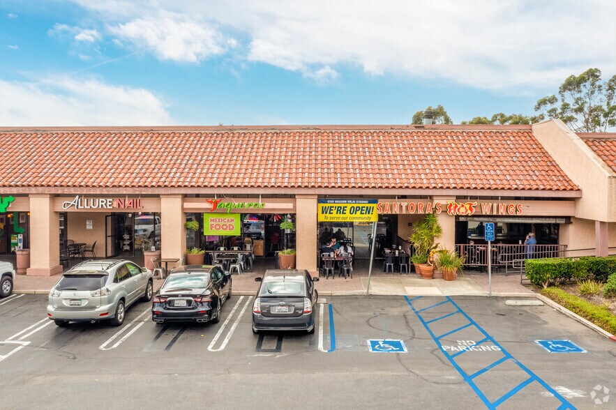 28251 Marguerite Pky, Mission Viejo, CA à louer - Photo du bâtiment - Image 3 de 4